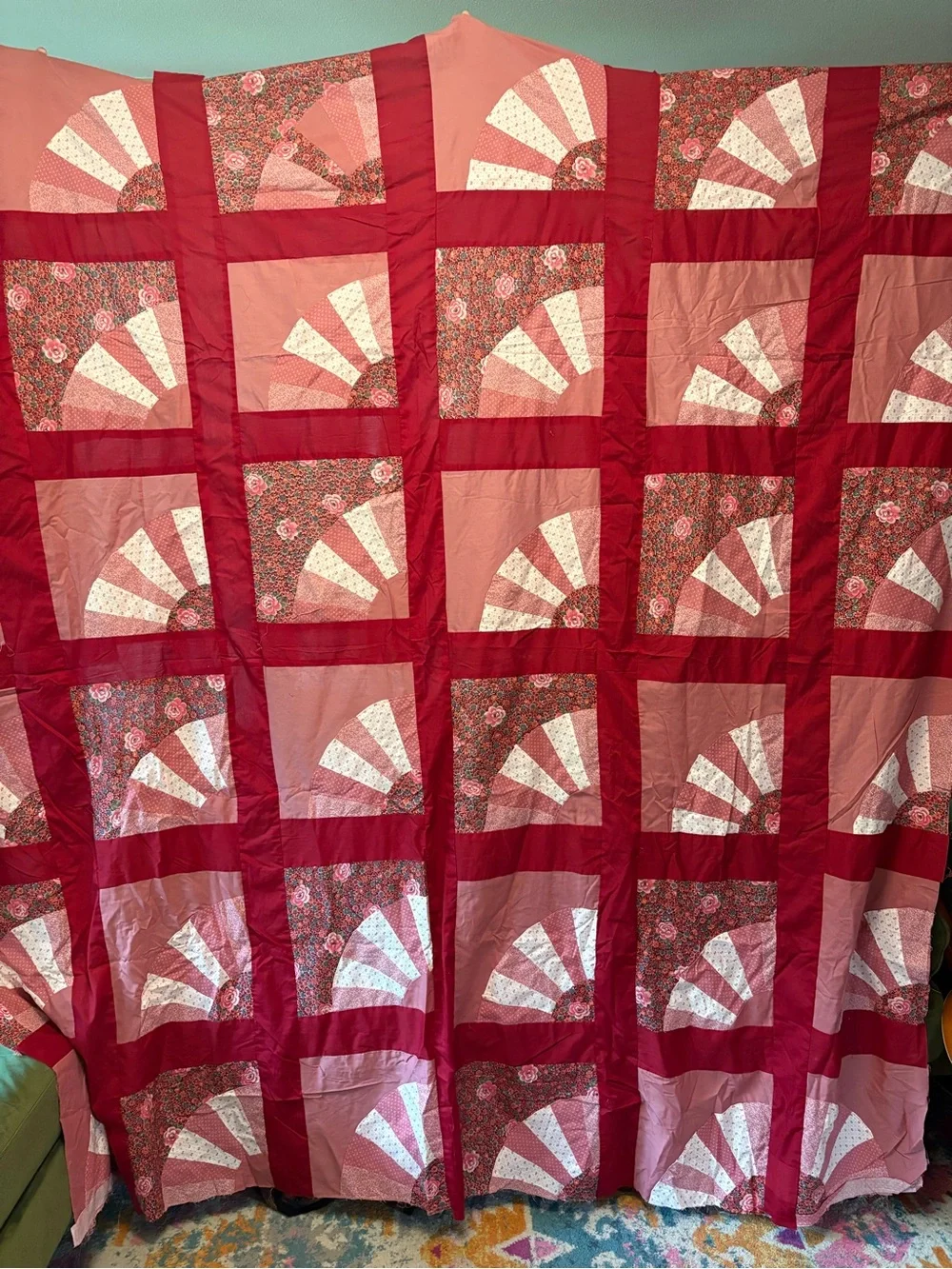 Handmade Pink and Red Dresden Plate Fan Quilt Top Hand Stitched 79” x 82”